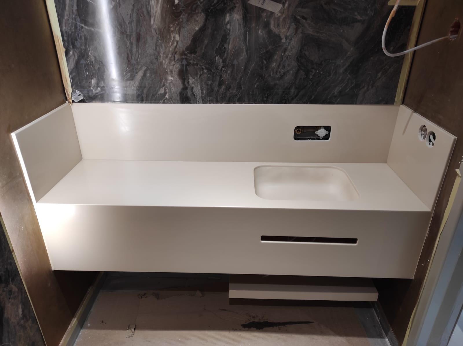 Asma Doğal Ahşap Banyo Dolabı