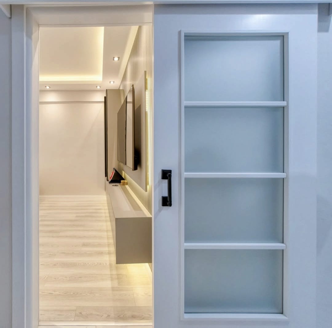 Minimalist Antrasit Banyo Dolabı